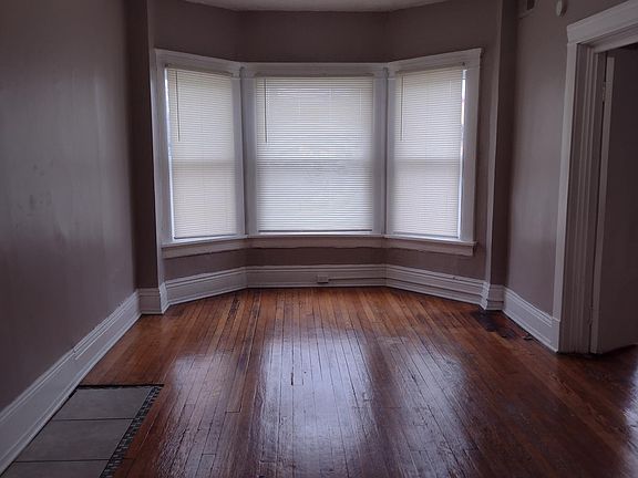 4th image of 7102 Carnegie Ave #25