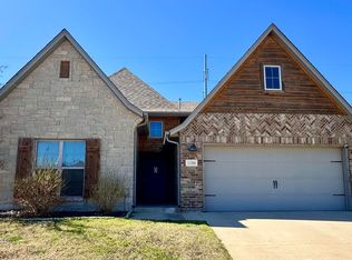 1106 Remington Ct, Enid, OK 73703