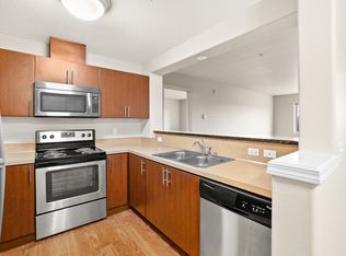 563 SW 201st Ave APT 302, Beaverton, OR 97006