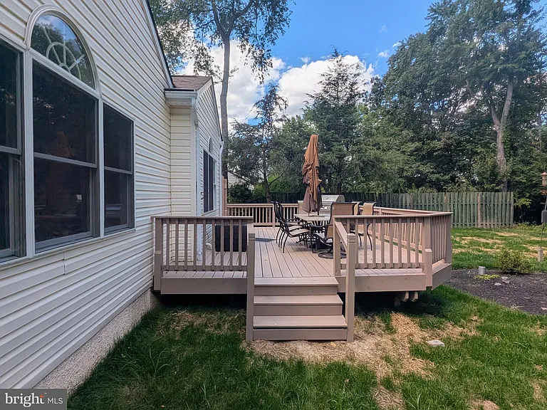 114 Lenape Dr — Photo 39