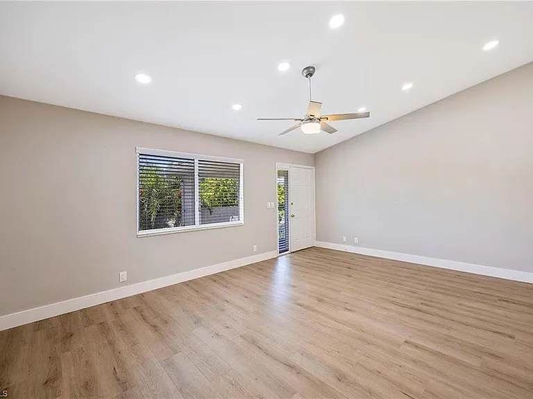 707 Neapolitan Way #707 — Photo 8