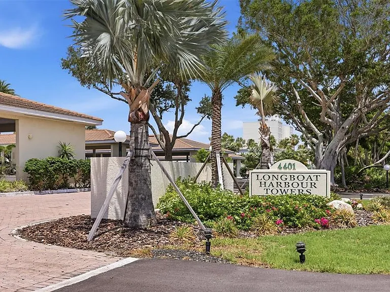 4401 Gulf Of Mexico Dr #907 — Photo 37