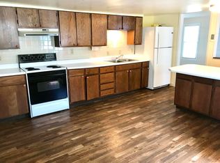 2543 N Howard Ave, Springfield, MO 65803