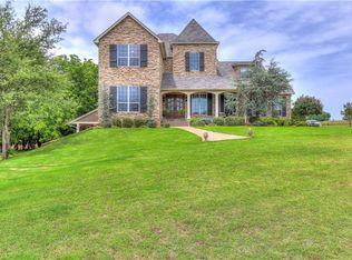 10250 W Simmons Rd, Edmond, OK 73025