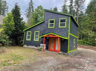 6136 Silver Spruce Way, Maple Falls, WA 98266