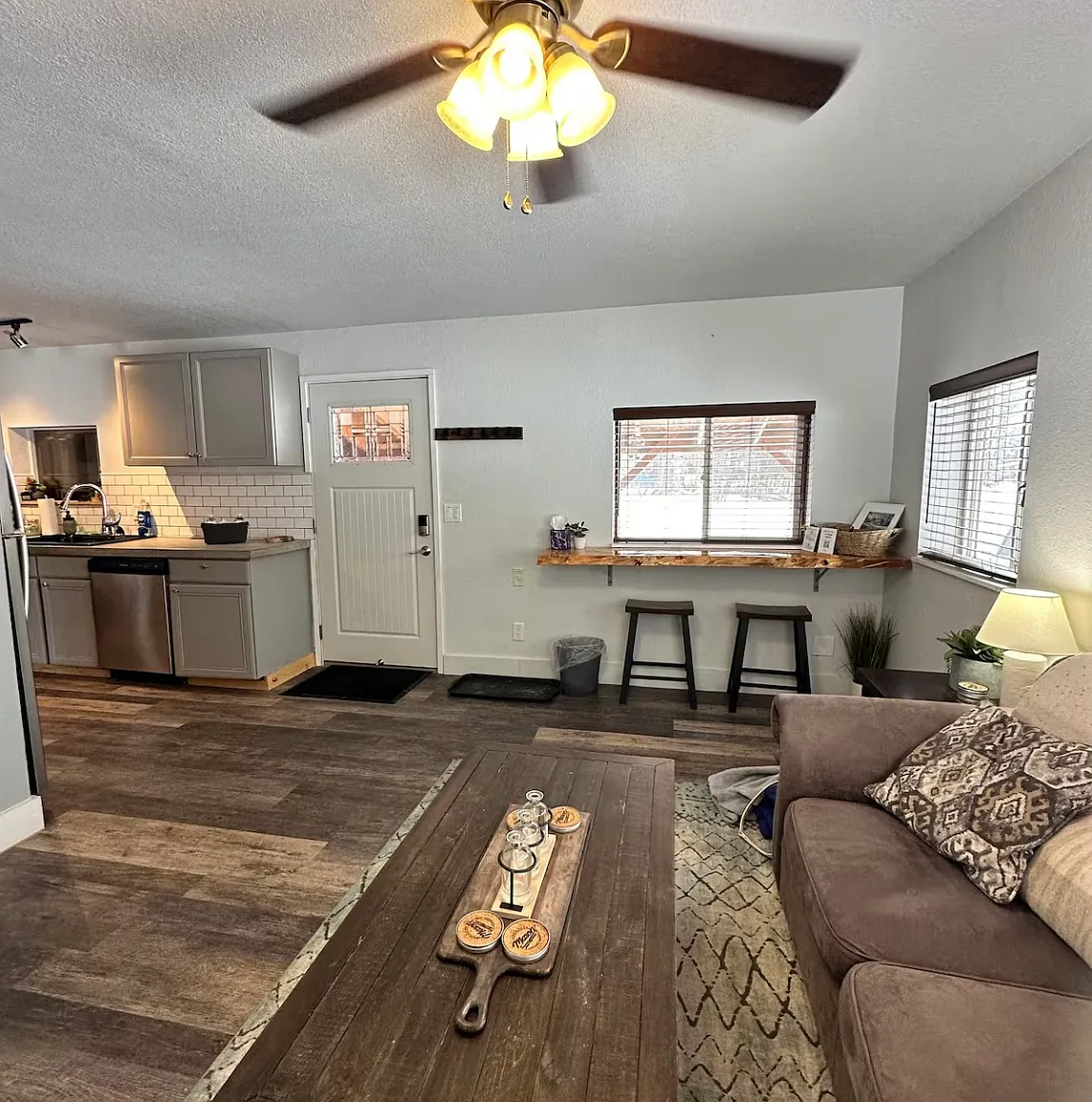 1 bed, 1.5 bath, 700 sqft, $2,200 — Photo 4