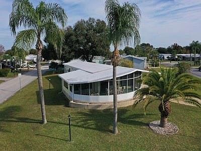 3rd image of 1405 Gardenia Dr