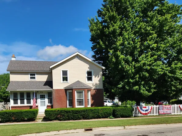 315 N Main St, Allegan, MI 49010