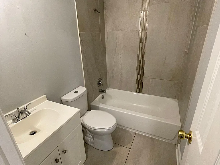 7132 Ken Knight Dr W — Photo 12