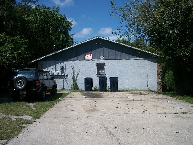 2nd image of 8618 N 16th St APT A