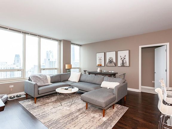 5th image of 33 W Ontario St #52FJC