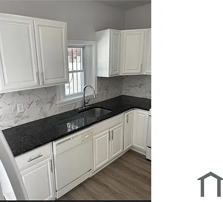 709 Tree St — Photo 5