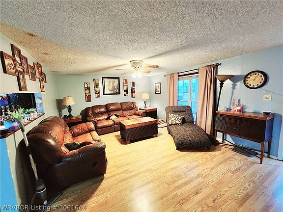 4th image of 1142 Kezer Dr