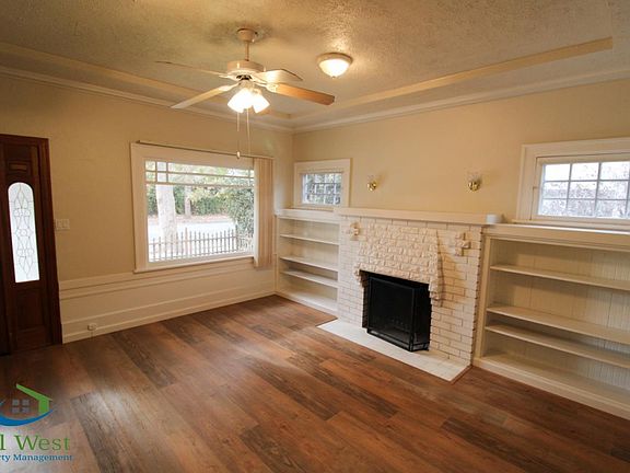 2nd image of 1602 Park Ave