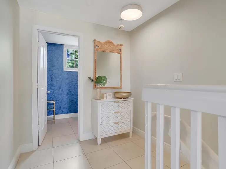 260 NE 3rd St #4-D — Photo 12