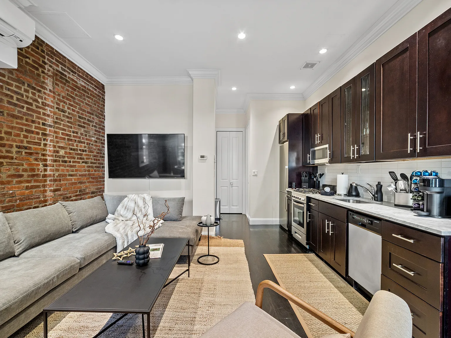 244 East 78th Street — Photo 4