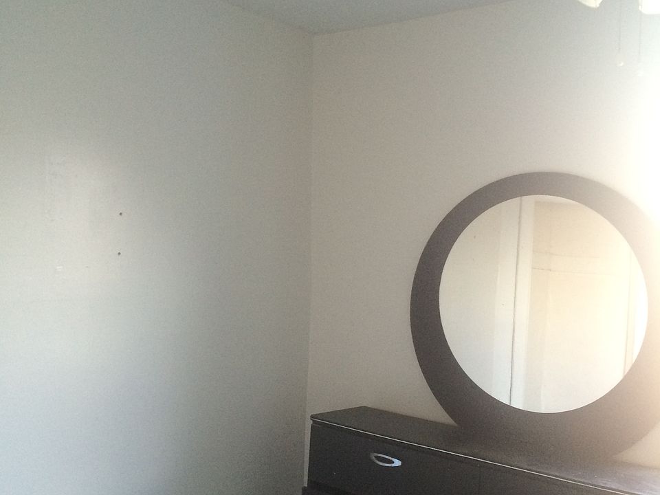 2nd image of 5423 Delancey St