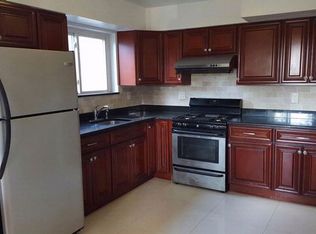 5717 162nd St, Fresh Meadows, NY 11365