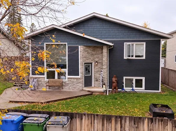 4818 N 16th Ave, Edson, AB T7E 1G4