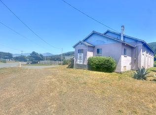 33043 Nesika Rd, Gold Beach, OR 97444