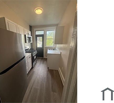 1st image of 226 V St NE