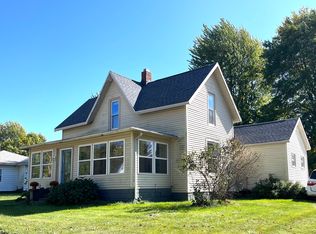 305 E Washington St, Waynetown, IN 47990