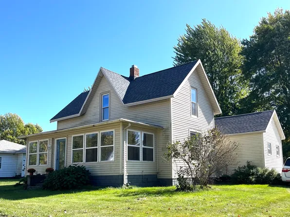 305 E Washington St, Waynetown, IN 47990