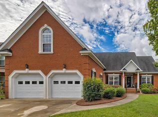 228 Royal Lythan Cir, Lexington, SC 29072
