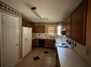 201 Alexis Ave, Stockbridge, GA 30281