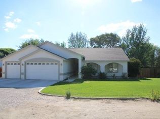 1128 Bon Accord Ln, Fallon, NV 89406