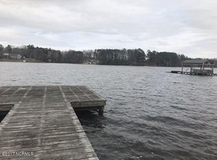 71 Waters Edge Dr, Chocowinity, NC 27817