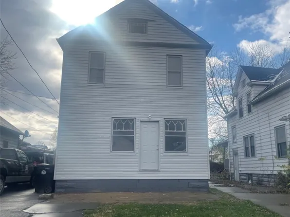 6606 Hosmer Ave, Cleveland, OH 44105