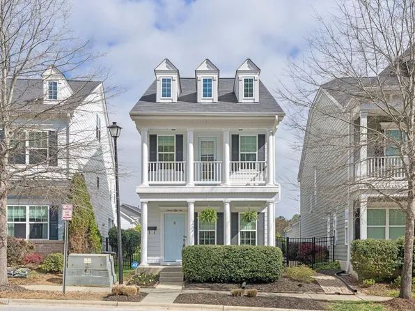 1659 Main Divide Dr, Wake Forest, NC 27587