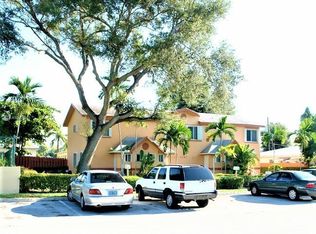 2261 NE 171st St #2, North Miami Beach, FL 33160
