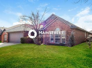 617 Greenfield Dr, Yukon, OK 73099