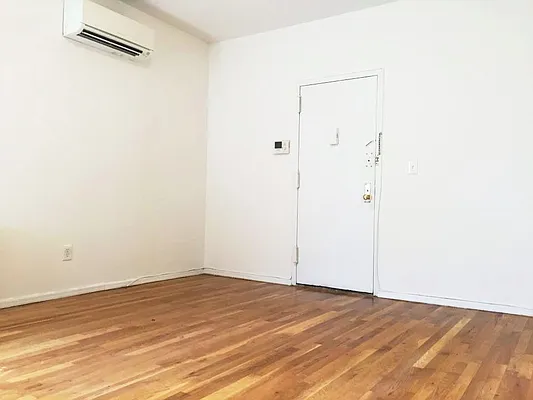 Rented by Waverly Realty Associates | media 8