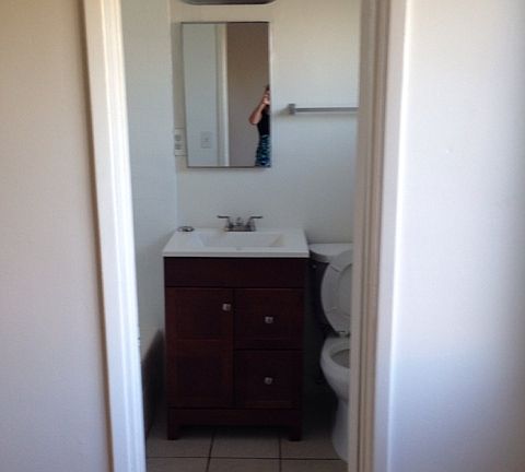 4th image of 922 S Myers St APT D