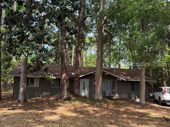 25 Bay Pines Dr, Hilton Head Island, SC 29928