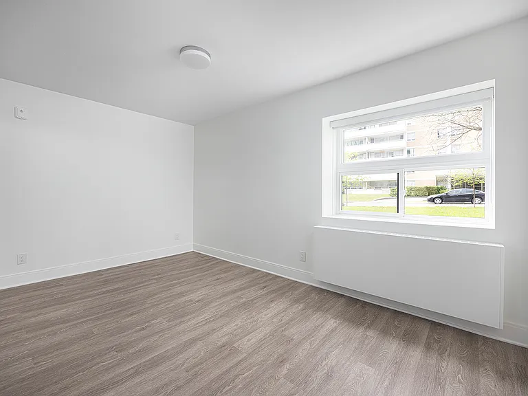 67 Parkwoods Village Dr — Photo 23