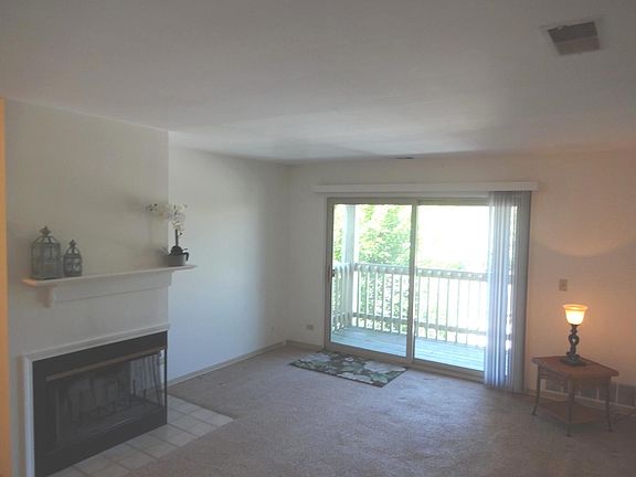 2nd image of 208 Glengarry Dr APT 303