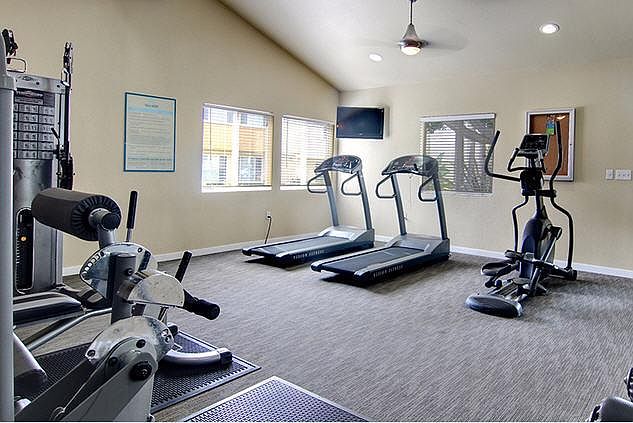 FITNESS CENTER