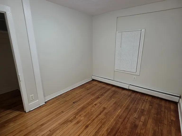 214 Maple Ave #2L — Photo 4