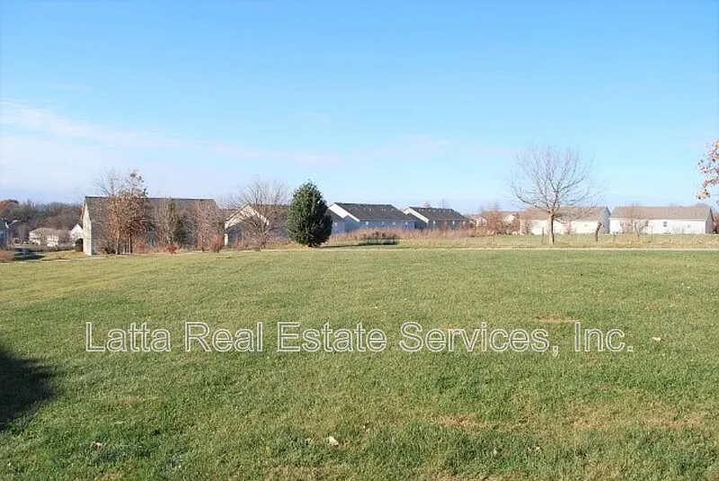 2 bed, 2.5 bath, 1150 sqft, $1,450 — Photo 3
