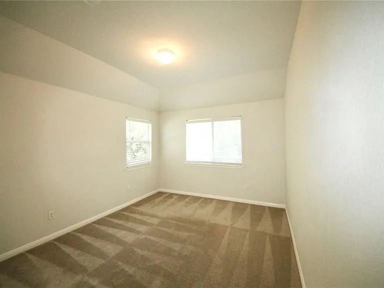 11109 Sandstone Trl — Photo 13