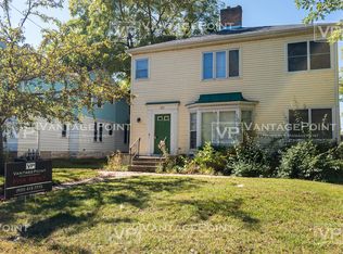 857 Jackson Street - C, Oshkosh, WI 54901