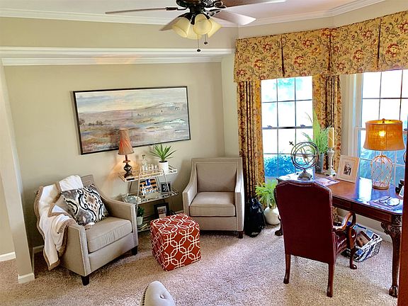 3rd image of 1413 Flowering Dogwood Ln