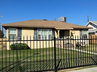 301 T St, Bakersfield, CA 93304