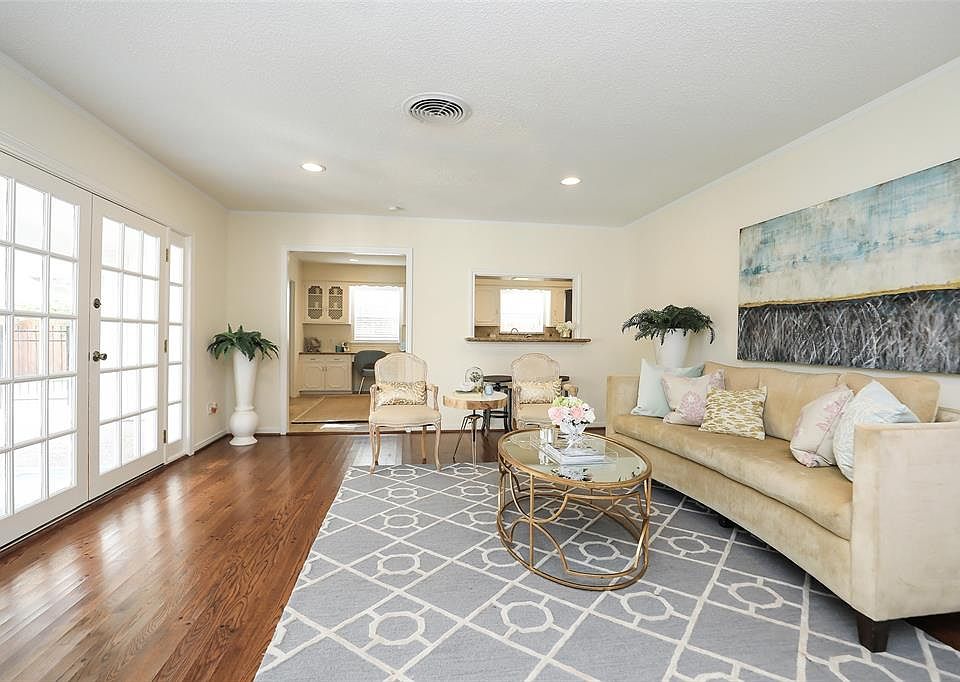 1st image of 12327 Barryknoll Ln