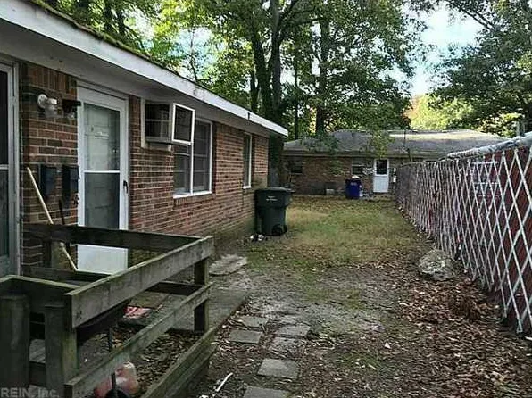 1280 Picadilly St, Norfolk, VA 23513