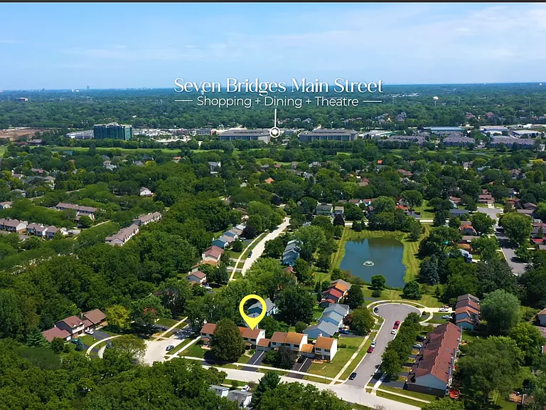 7S485 Lynn Dr — Photo 2